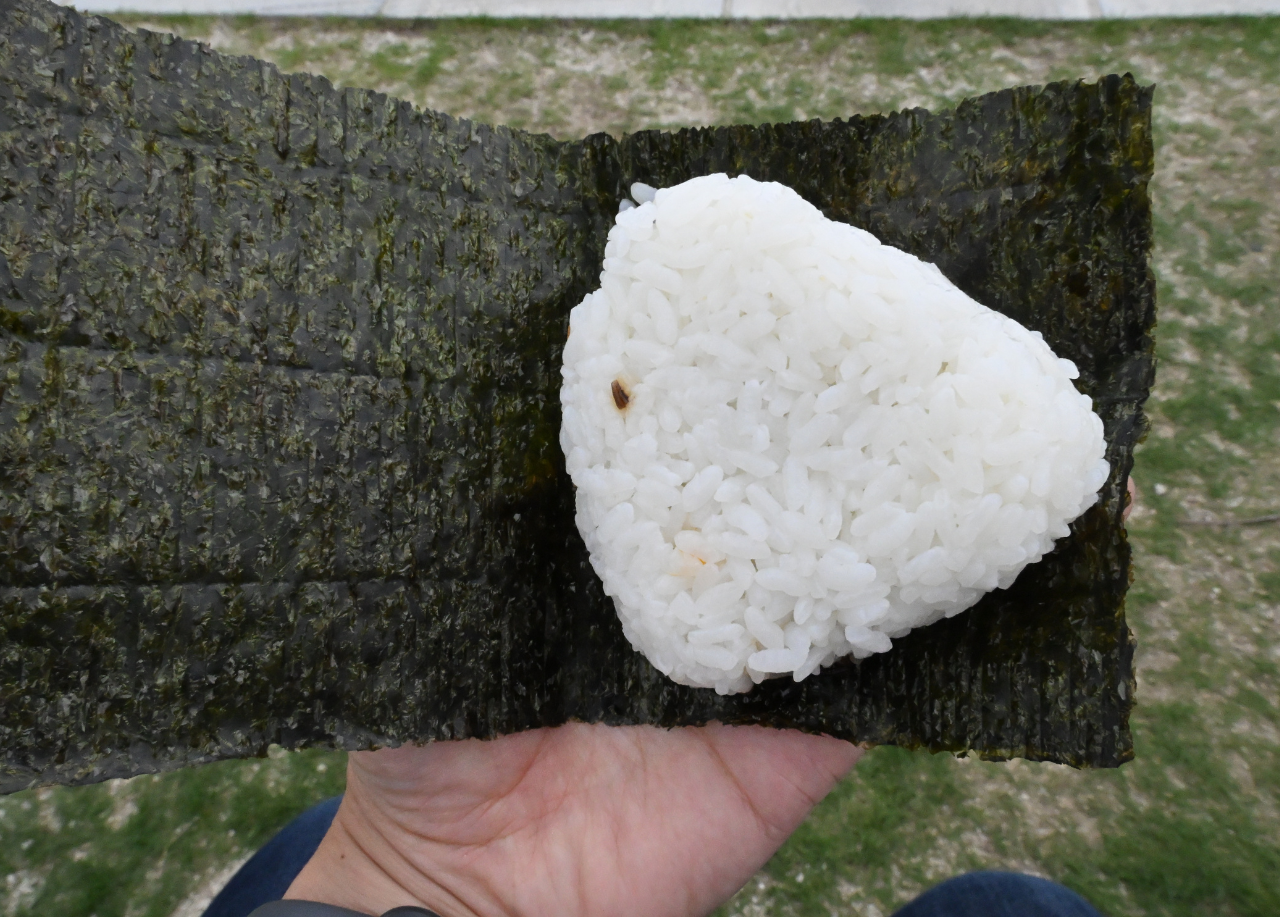 おにぎり結